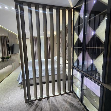 Harmony Apartments بودغوريتْسا الغرفة الصورة
