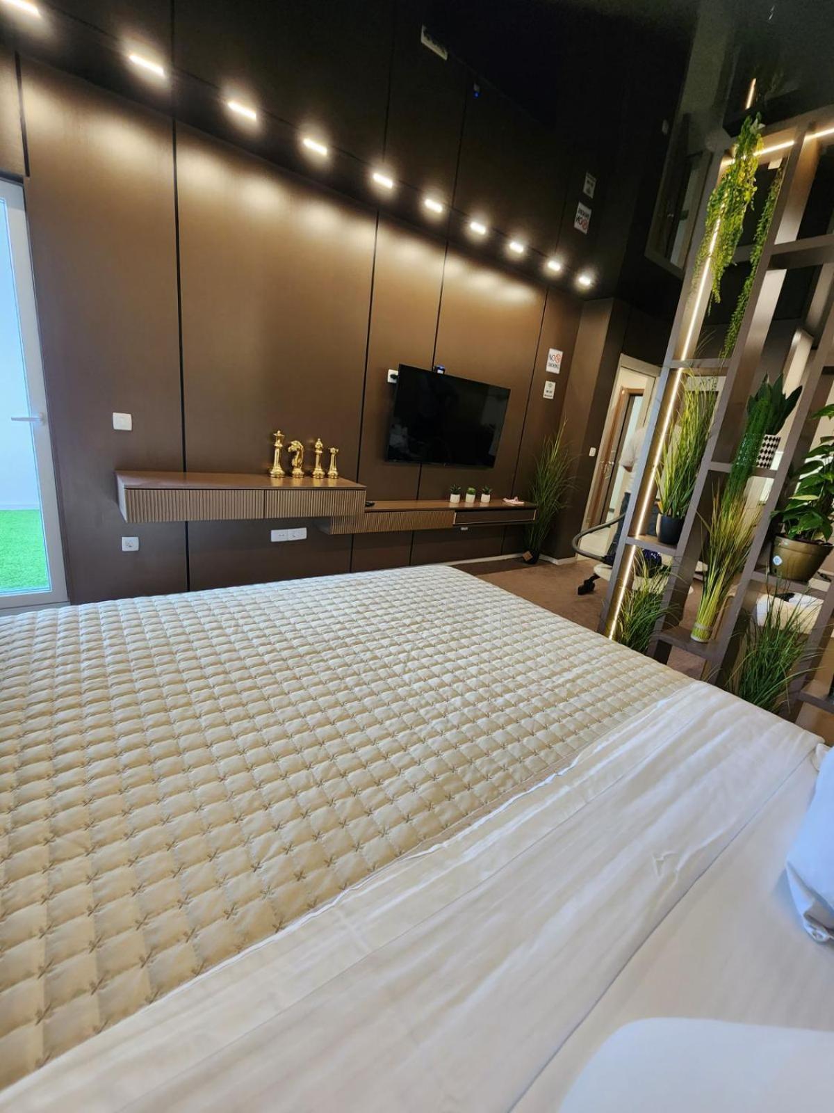 Harmony Apartments بودغوريتْسا المظهر الخارجي الصورة